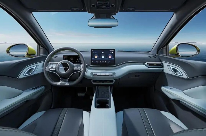 8月最值得入手的实用小车，10万以内不贵还高配！
