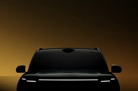 定位大型旗舰SUV 零跑D19预告图发布