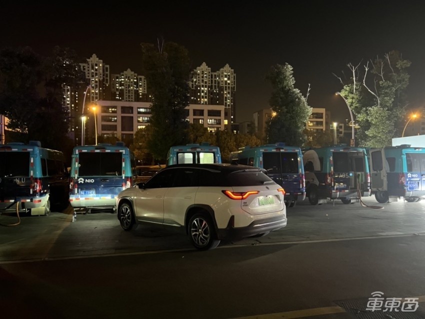 蔚来最便宜车型来了！32.8万开卖，带激光雷达能跑1000公里