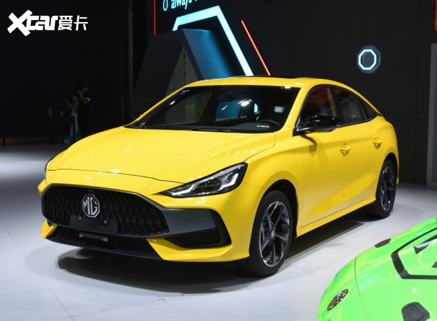 年轻人的第一台轿跑?十万以内8秒破百,全新名爵mg5重庆车展上市