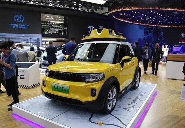 内忧外患下，ARCFOX αT能否让北汽新能源起死回生？