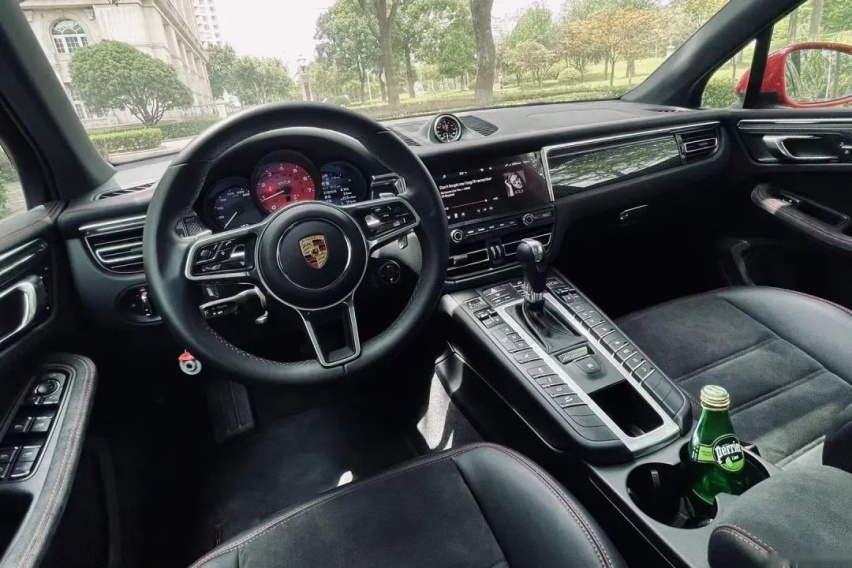 「试驾手记」大马力的烟火气？试驾保时捷Macan GTS