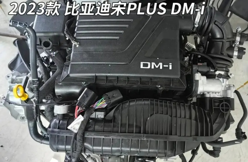买车不纠结，看完银河L7、宋PLUS DM-i冠军版深蓝S7拆车对比下