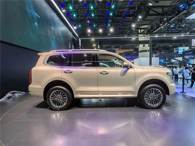 车展实拍3.0T+9AT的坦克500，预售33.5万起