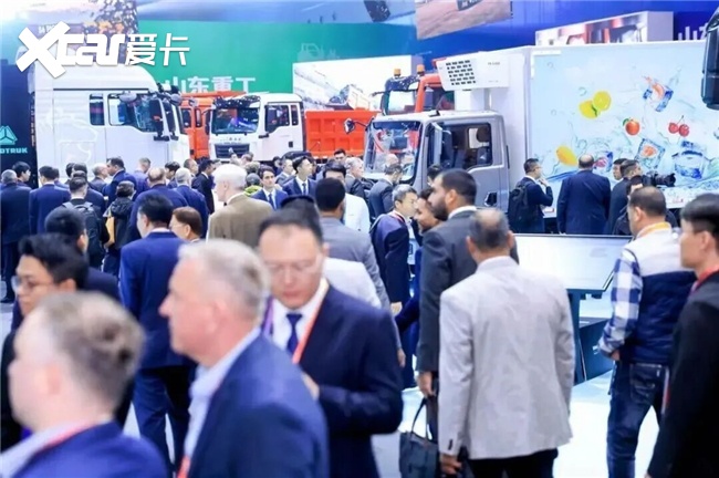 从“1.6万辆”破纪录，看中国重汽的全球化征程