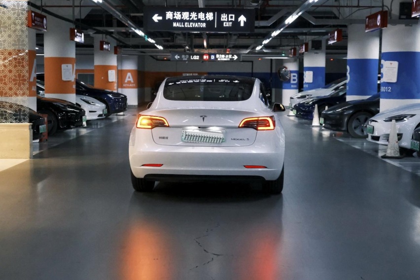 Model 3车主有多会玩？抢鲜体验特斯拉上海最新超充站
