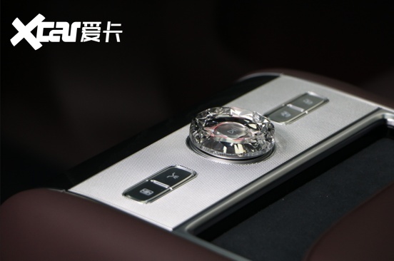 极氪9X五座版：真正的旗舰级SUV，就应该是五座