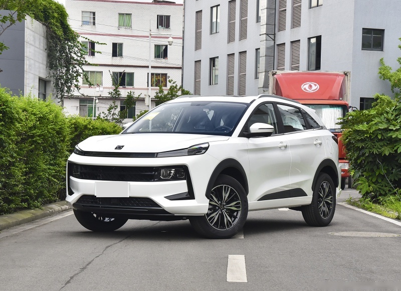 紧凑型SUV思皓QX上市 指导价10.19-14.89万元 分体式大灯成主流？