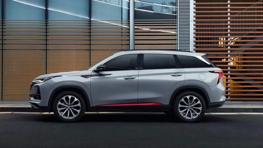 马自达新款CX-4上市、长安新款CS75 PLUS官图发布…
