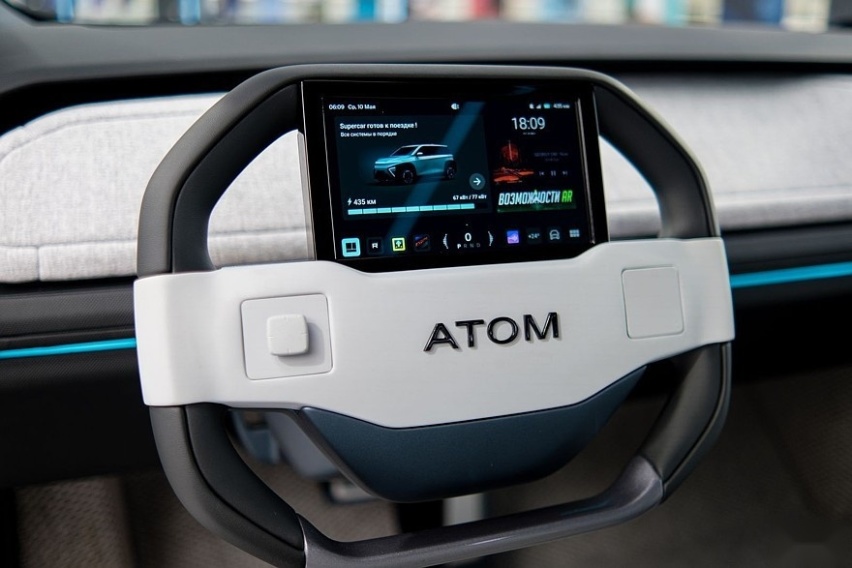 纯电平台/国标快充/对开门，俄罗斯新势力发布电车Atom
