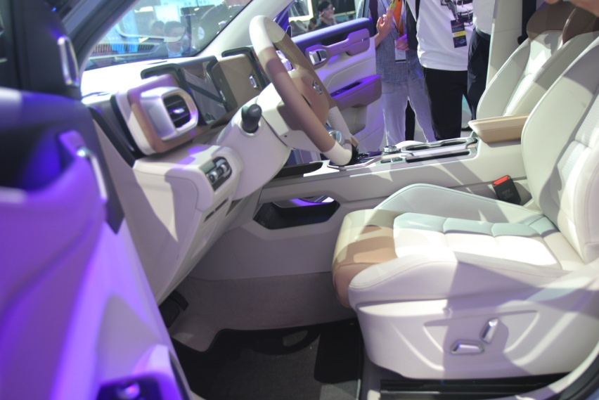 吉利再出新款SUV，颠覆之前设计，限量版15分钟订完