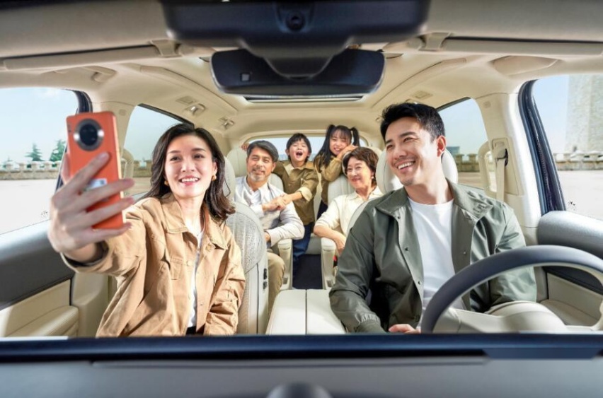 配置超百万豪车！33.99万元起售，2024款新岚图梦想家上市