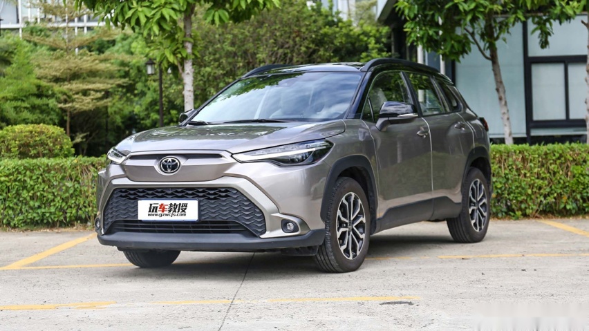 小号CR-V新款上市！15.99万起买1.5T 这实力还能打吗？