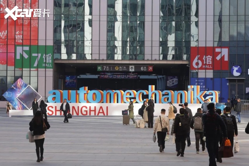 熊猫陪逛的上海汽配展,藏着汽车圈的未来密码