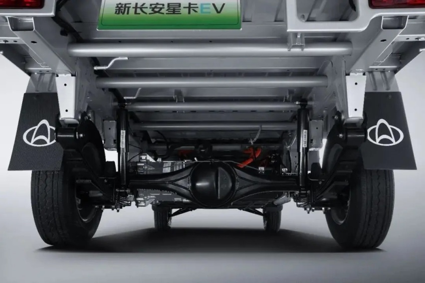 【E汽车】品质升级，纯电品质新微卡——新长安星卡EV全面上市