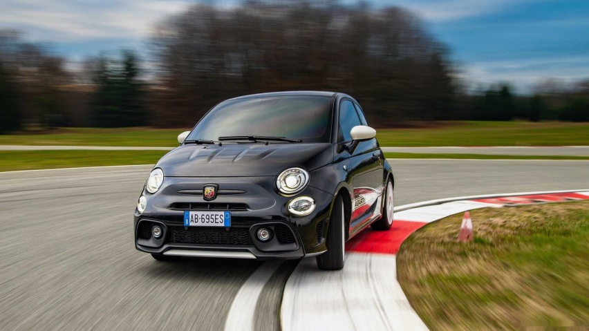 阿巴特Abarth 695 Esseesse收藏版发布限量1350辆
