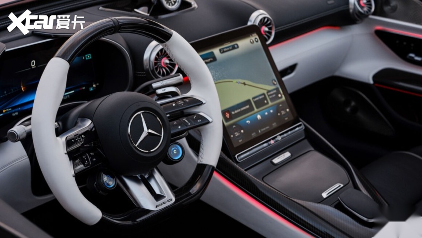 全新奔驰-AMG PureSpeed将Halo系统取代传统A柱