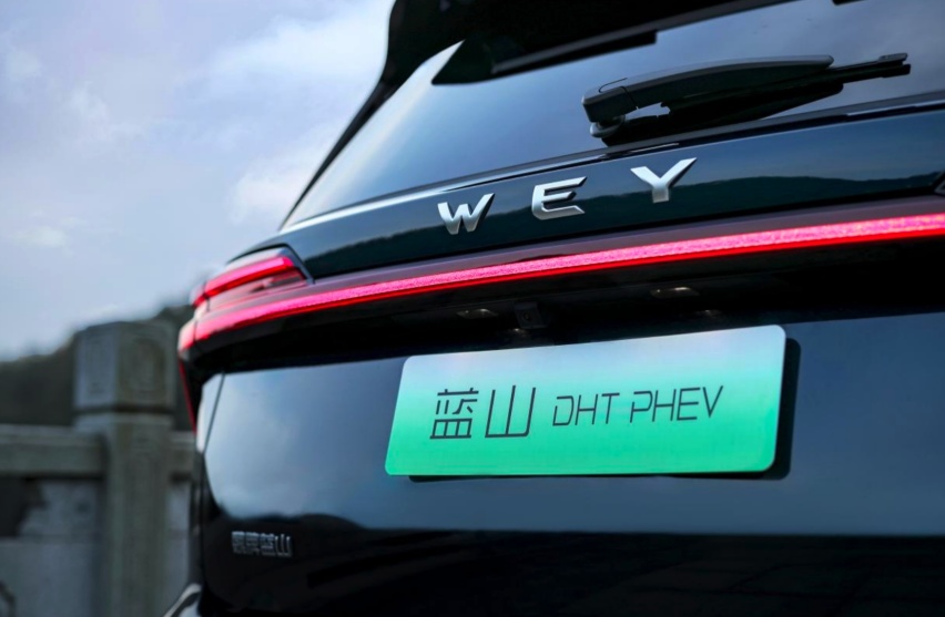 比500万SUV更好？这魏牌旗舰SUV续航破千 还有4秒级性能！
