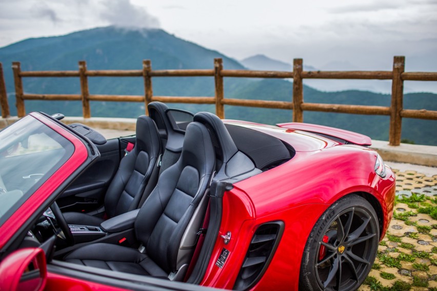 ​梦想并非遥不可及 试驾保时捷718 Boxster S