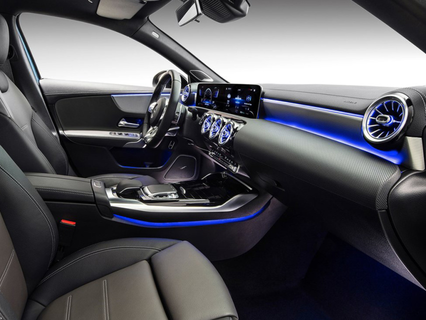 北京奔驰AMG A35 L上市 售价39.98-41.98万