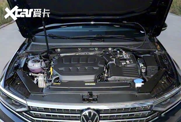 一汽-大众迈腾3000万辆纪念版上市 配置升级售17.49万起