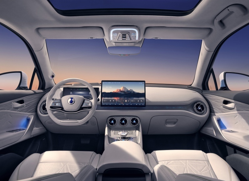 腾势N8重新定义豪华SUV，是真有料还是在吹牛？