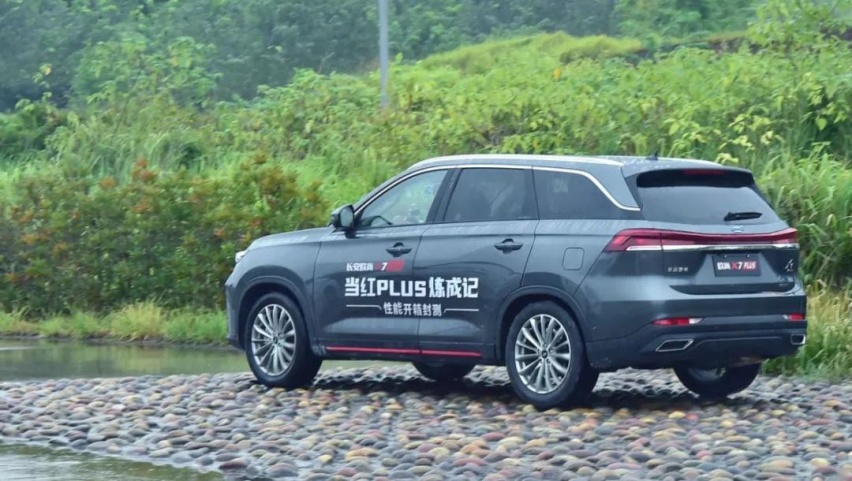 长安欧尚X7 PLUS性能测试：一台10万元级的SUV究竟能跑多快？