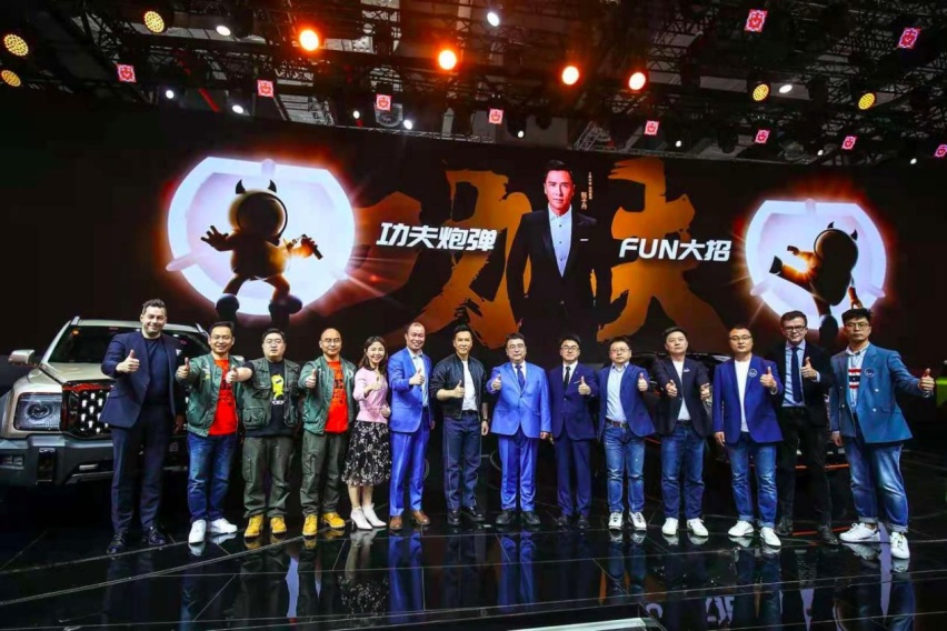 遛狗撩兔撸猫，长城汽车数十款新车齐聚上海，坦克品牌全球首秀