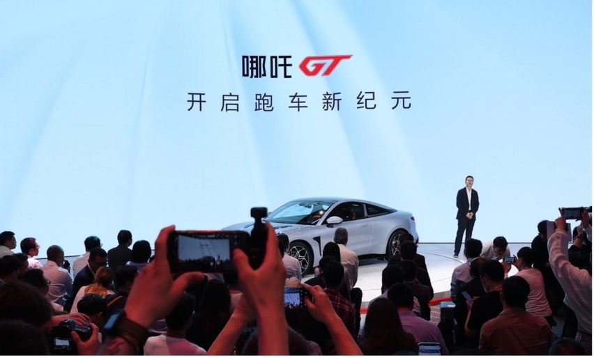 试驾哪吒GT｜不仅要快，更要快乐