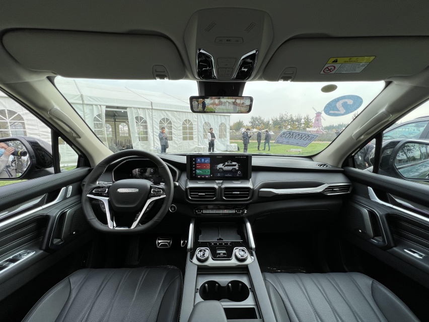 重新定义豪华硬派SUV？上汽大通领地正式上市，25.98万起售