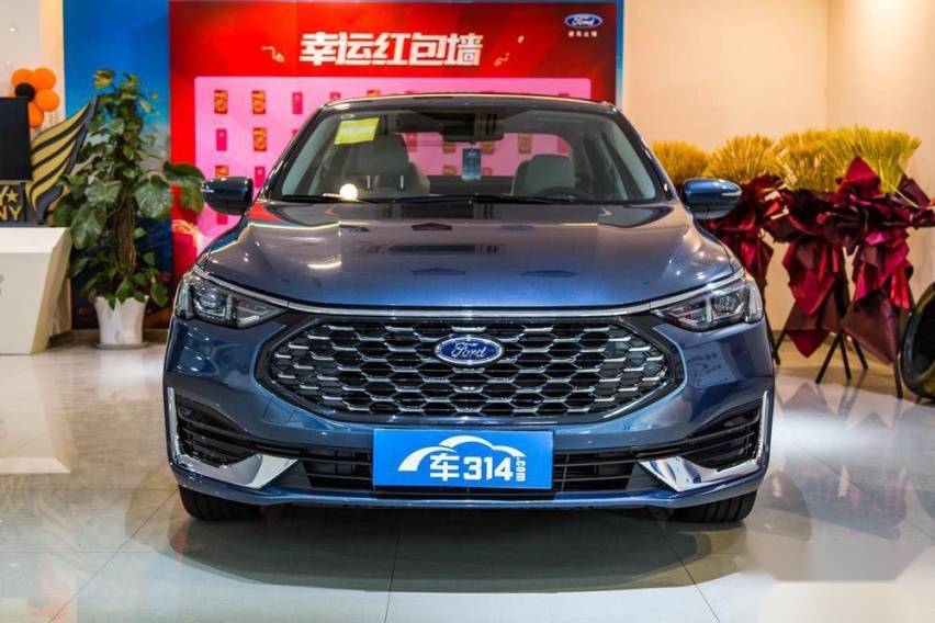 花自主价格入手合资车，这三款值得一看，福特福睿斯领衔