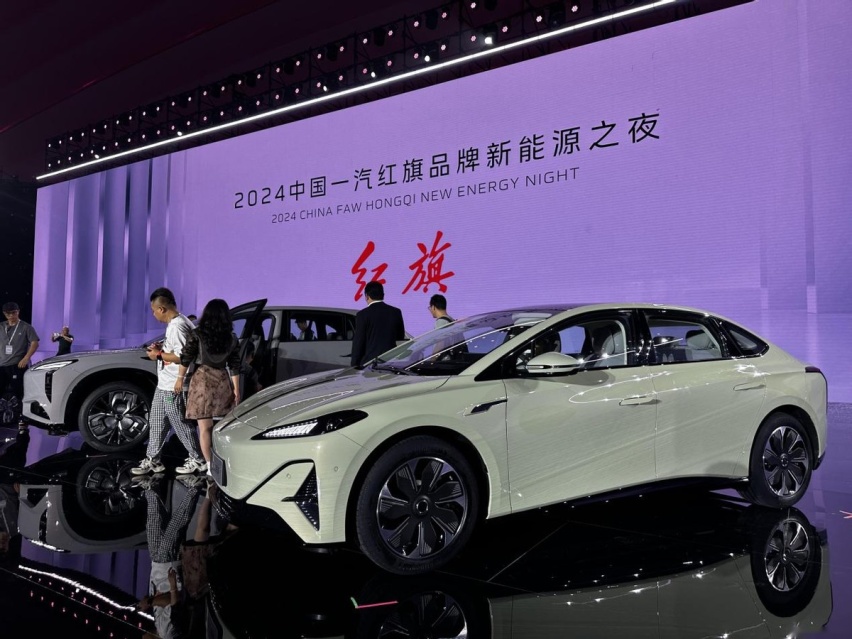 ALL IN新能源？红旗全新天工08亮相，发布双平台，5分钟补能80%