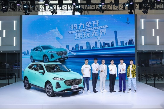 1.5L自吸+DHT混动 油耗低至4.7L，WEY玛奇朵14.58万起