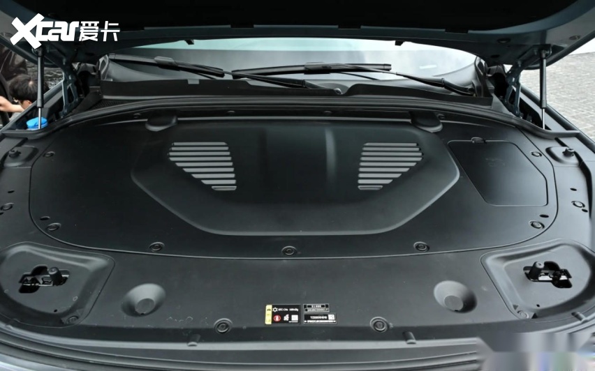 2.0T换1.5T，魏牌V9X家庭版对比加长版，差价1.8万