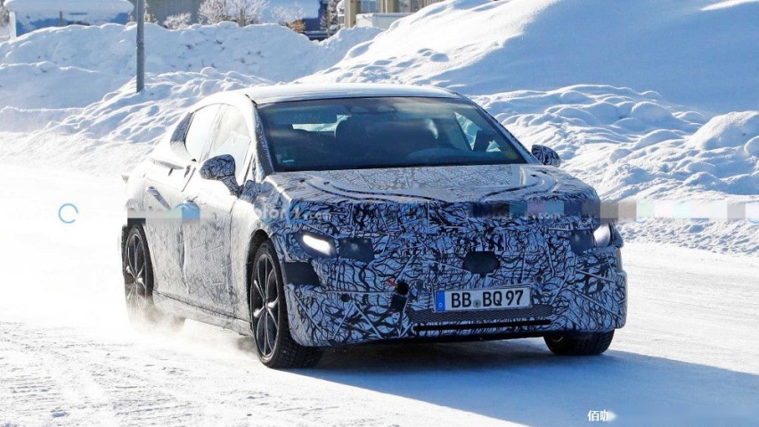 mercedes-benz-eqe-new-spy-photo-front-three-quarters.jpg