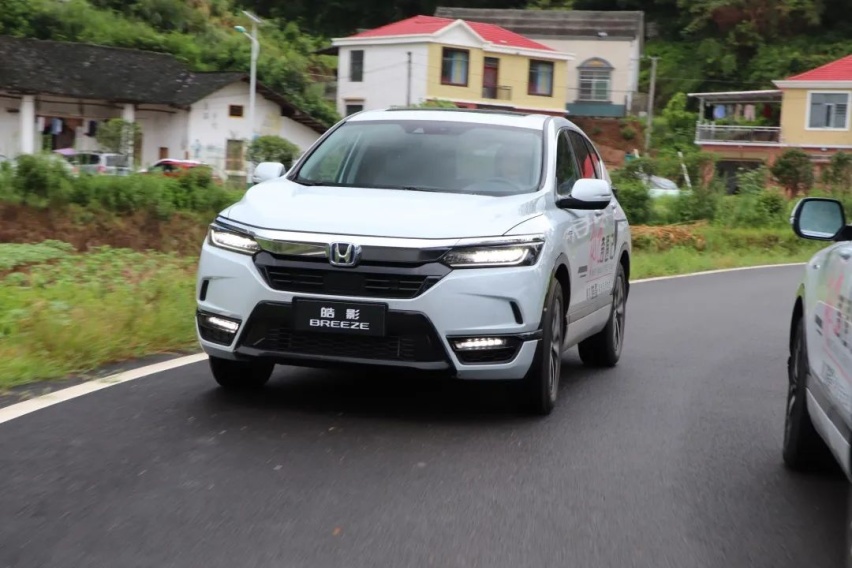 月销量超2万的本田SUV，开起来怎么样？