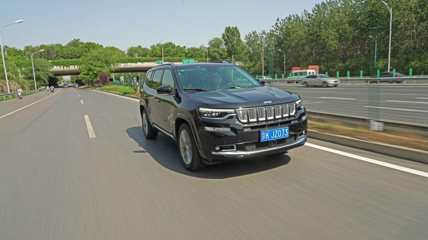情怀落地的不二之选 试驾2020款Jeep大指挥官