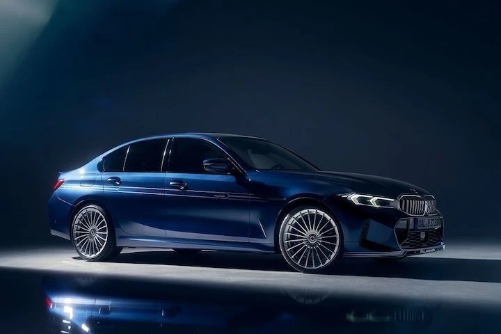 性能或超宝马M3的B3上新：零百3.6s 488马力7百牛米，65万起