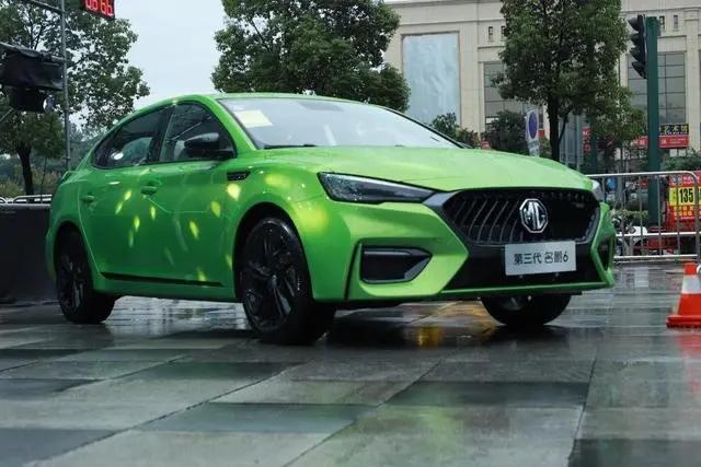 MG「收留」了年轻人最潮的「燃」