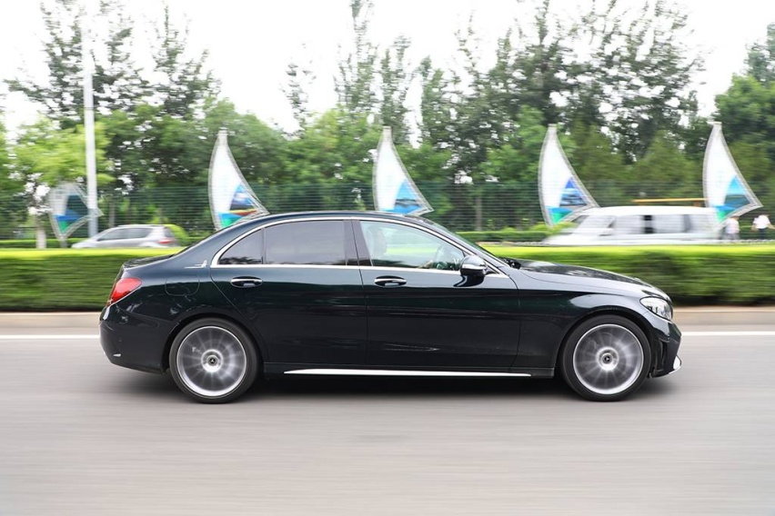 不必在意那0.5L，试驾2019款奔驰C 260 L 运动版