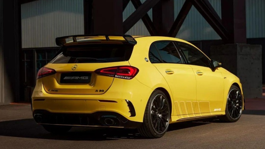 预算50万买前驱双离合？AMG A 35每月养车2400元