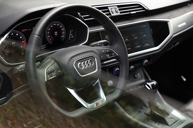 溜背只是开胃菜 试驾奥迪Q3 Sportback