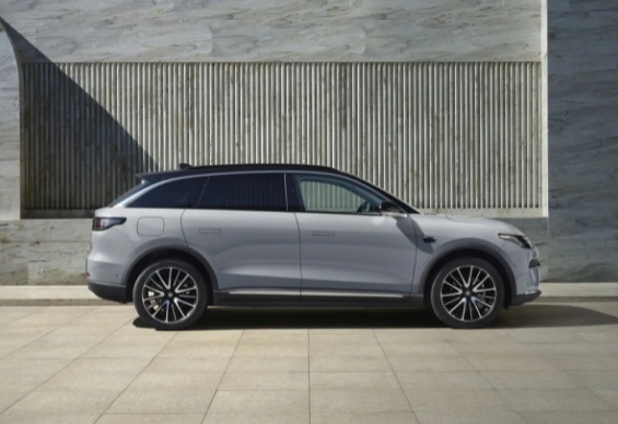 零跑C11增程版开启预售，定位中型SUV，值不值得入手？