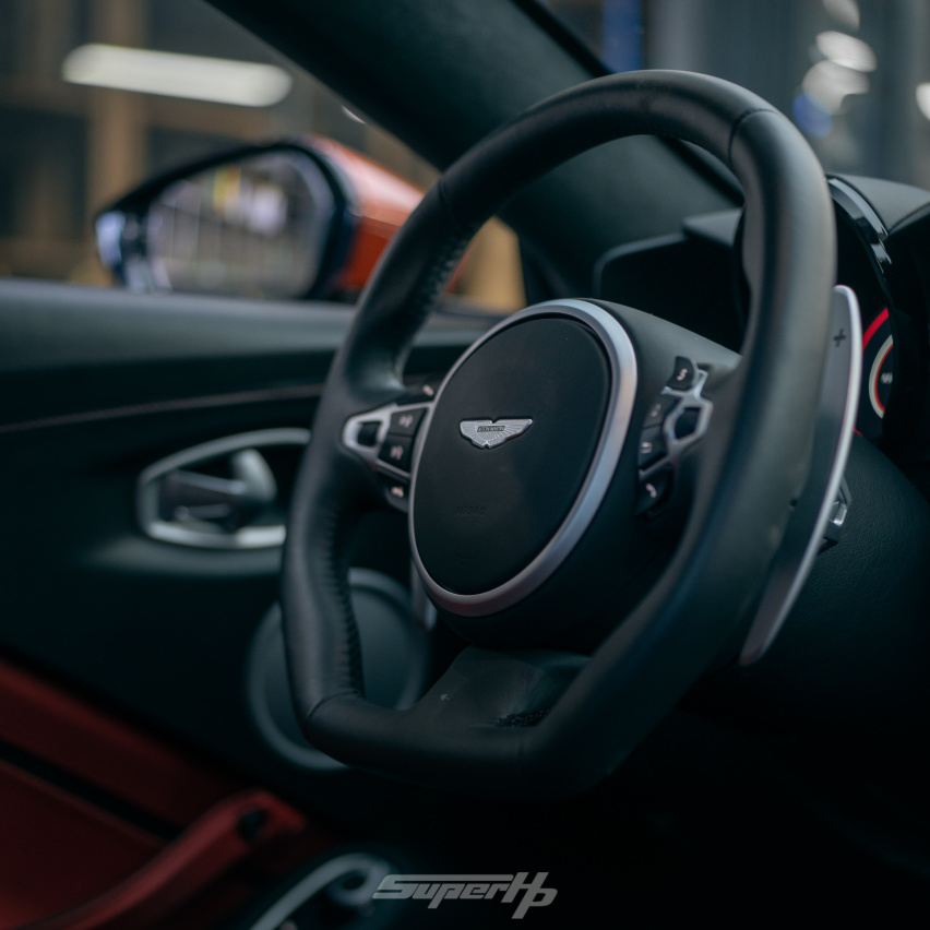 阿斯顿马丁 V8 Vantage