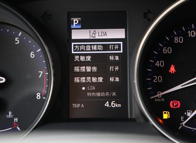 90后新青年首选，10万元合资小型SUV谁更配？