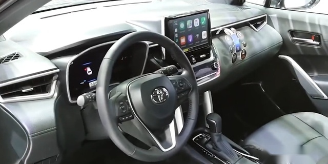 卡罗拉终于升级为SUV，油耗4.3升，比本田飞度还大，15万看啥CRV
