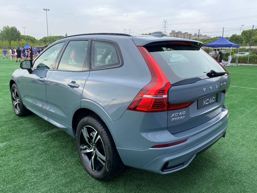 【帮你选车】48V轻混系统加持，沃尔沃XC60哪款最值得购买？