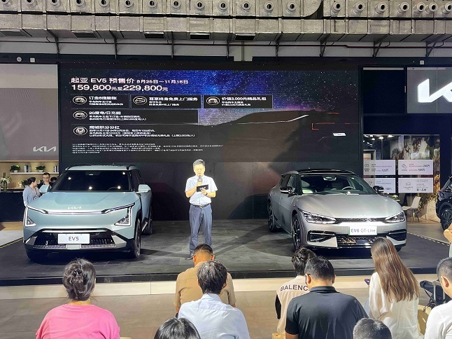 2023海口国际车展：EV6上市、EV5预售，起亚电动化转型迈上新征程