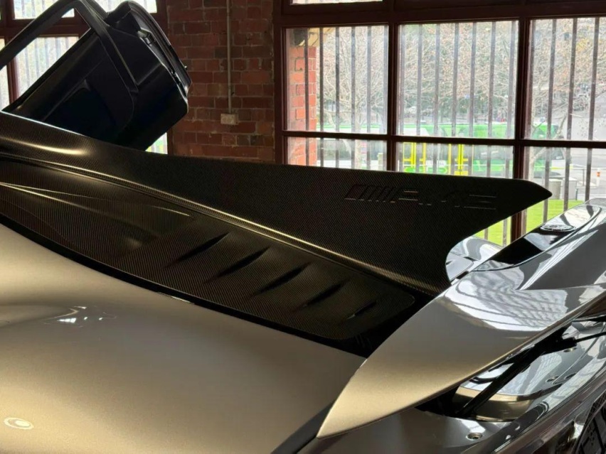 实拍全澳首台AMG ONE，全世界年纪最大的车主？