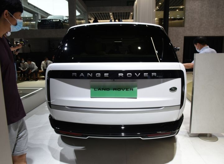 4.4T V8双涡轮，内饰壕无人性，全新路虎揽胜系列成都车展正式上市